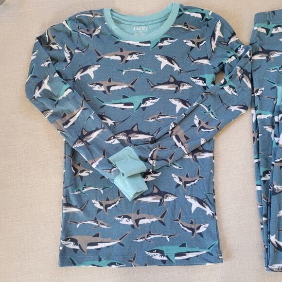 Hatley Great White Shark Pajamas - Picture 2 of 10